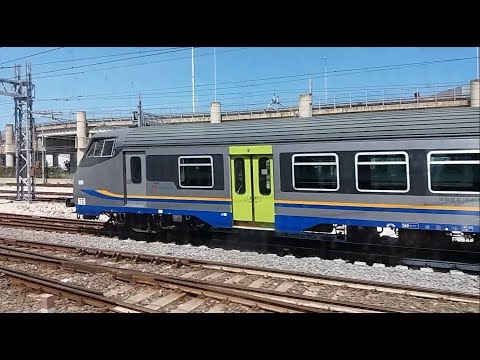 HD - Treno Regionale Ancona-Piacenza superato dal Frecciabianca Lecce-Venezia in marcia parallela