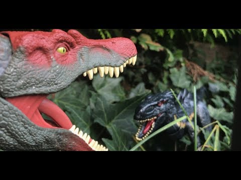 Indoraptor Vs Spinosaurus (JURASSIC WORLD TOY FIGHT)