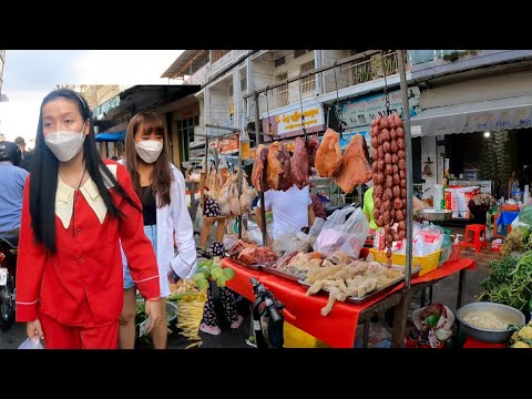 Walking tour around Phnom Penh Market traditional Street Food - Cambodian tourism 2022