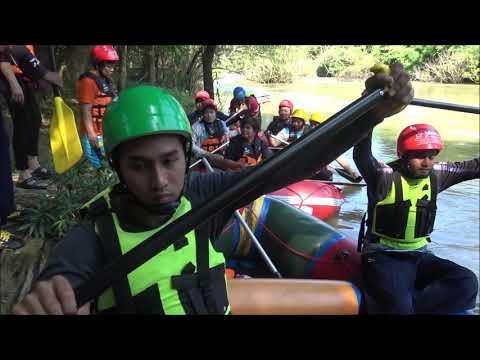 ล่องแก่งโป่งน้ำร้อน