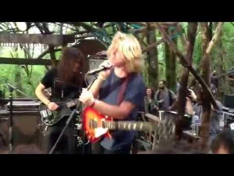 Ty segall with wand at Pickathon 2015.