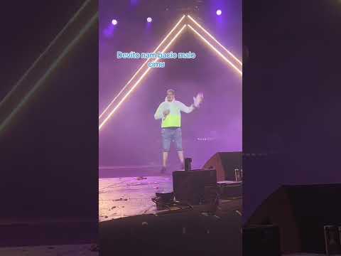 DEVITO SKINUO MASKU NA NASTUPU #viral #trending #devito