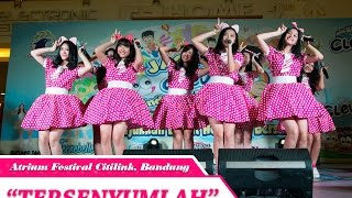 Download lagu Teenebelle - Tersenyumlah [LIVE] at Atrium Festival Citilink, Bandung mp3