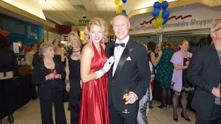 preview picture of video 'Oscars Eve Party Sechelt Rotary Sunshine Coast BC'