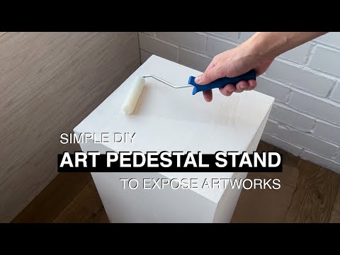 Simple DIY art pedestal stand to expose artworks