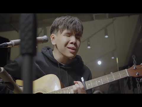 Chris Amorist- Cherry and Pie /Green Room Live/