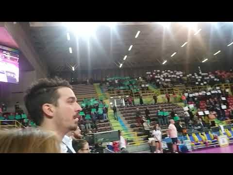 Mondovì-Sassuolo, l'inno Nazionale