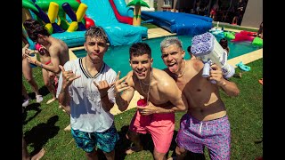 Besarnos Sin Ropa Lyrics English Translation