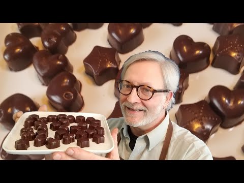 KETO CHOCOLATE CANDIES SUGAR-FREE FOR VALENTINE'S DAY with MACROS
