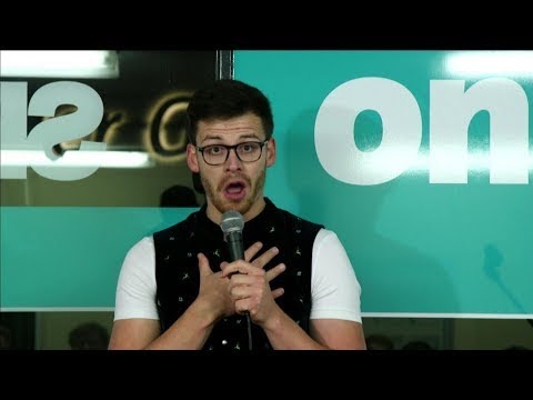 Bestattung für ein Huhn mit Martin Frank - Finalist NightWash Talent Award 2017