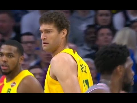 Brook Lopez Highlights vs 76ers RS19G79 - 9 Pts, 7 Rebs, 1 Blk (04.04.19)