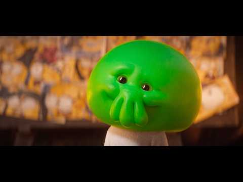 Goomi introduces himself to the Minions