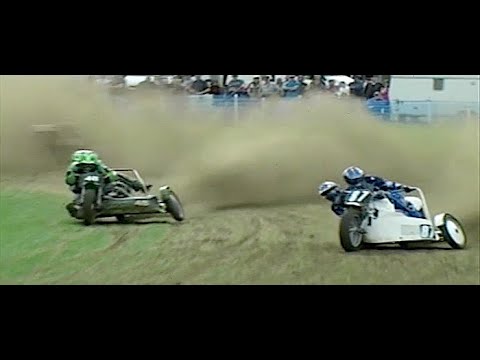 INCREDIBLE 1000cc GRASSTRACK SIDECAR RACE
