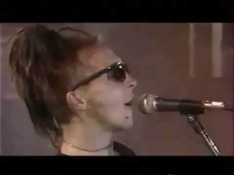 Ga Ga Jarocin 1992 Defekt Muzgó pisze się przez drugie 'u' kreskowane...