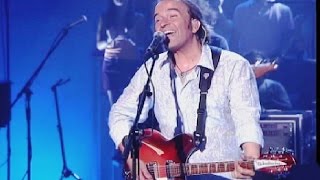 Los Secretos cantan &quot;Déjame&quot; de Enrique Urquijo