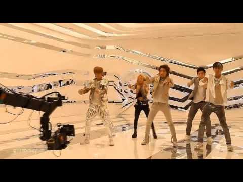 Younique Unit - Maxstep mirrored Dance Cut