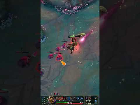 Hail of Blades Tryndamere is INSANE..