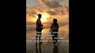 Download lagu Story wa baper bergandeng tangan paling romantis saat senja berdua mp3