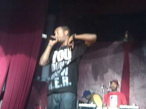 download lagu mp3 mp4 Aandr, download lagu Aandr gratis, unduh video klip Aandr