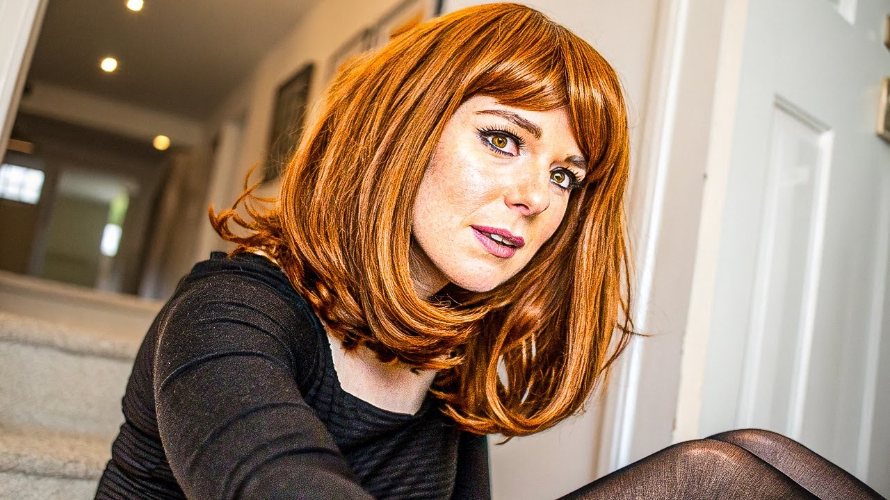 Caught Crossdressing by Kind Mechanic [Crossdressing Stories / MtF Transition]