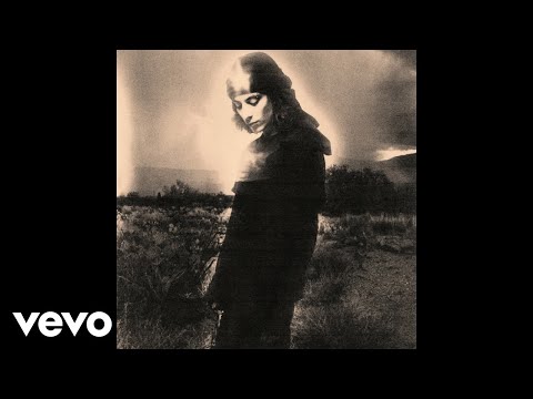 Louie Blue - Ordinary Girl (Audio)