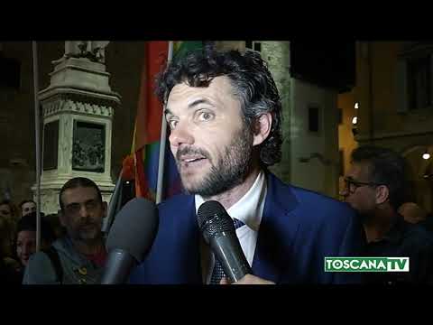 2019-06-06 PRATO - BALLOTTAGGIO, BIFFONI FA PIENONE IN PIAZZA DEL COMUNE