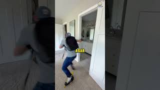 Download lagu This Cameraman Runs as Fast as the Actor for One Perfect Shot mp3