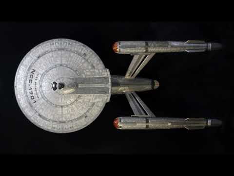 1/1000 scale Discovery Enterprise Aztec and paint guide kit