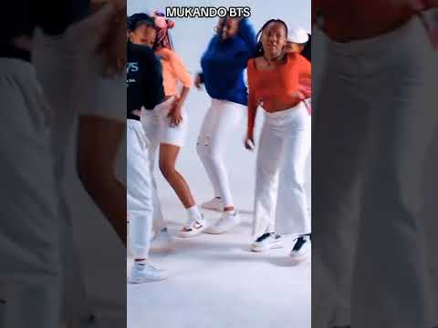 mukando . bahati ft innoss b behind the scenes it is really un amazing song🔥