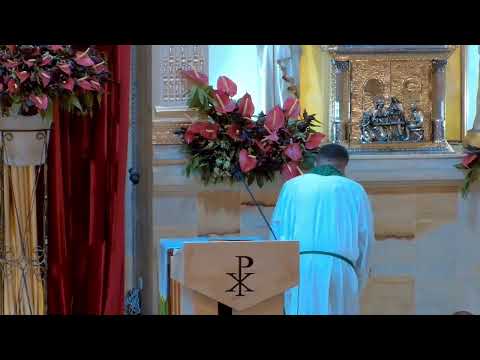 Santa Misa del Domingo, unidos en la fe, celebremos el misterio eucarístico.
