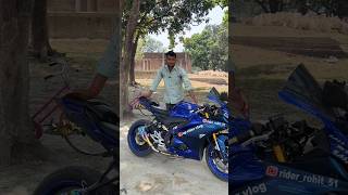Modified Yamaha R15 With Exhaust
