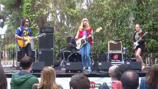 La Sera - Losing to the dark (Primavera Sound 2014)