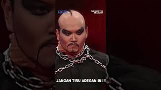 Download lagu LUAR BIASA! Master Deddy Berhasil Lolos Dari Rantai Terkunci #shorts #themaster #deddycorbuzier mp3