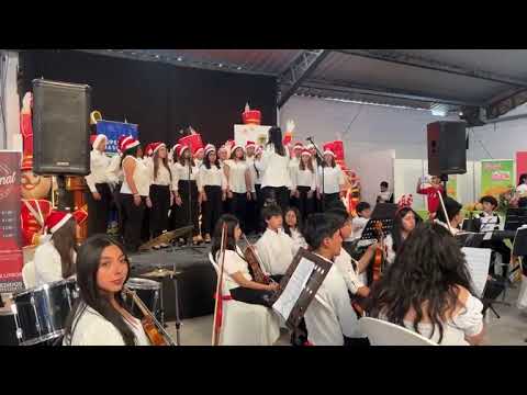 Ambato | Desde el Centro de Exposiciones Ambato en la Expoferia ‘Sueños de Navidad’.