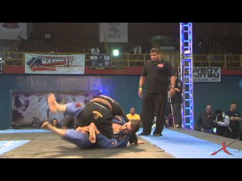 MUNDIAL CBJJE 2013 - Bruno Cuppari x Caio Moyses by x-combat