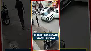 Download lagu VIRAL VIDEO | SHOCKING CAR CRASH CAUGHT ON CAM #caraccident #cctv #shortsviral mp3