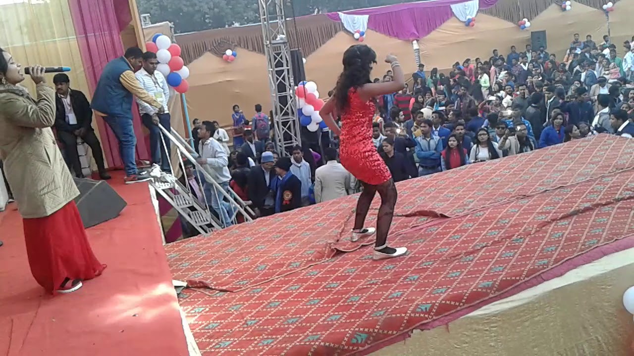 सुनैना कच्छप DELHI STAGE PROGRAM 25-12-2017 CHRISTMAS