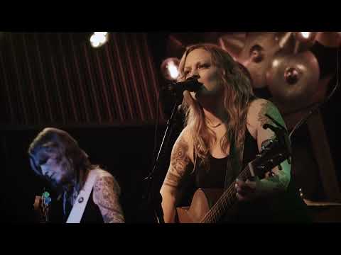 The Stubborn Lovers - Ghost Train (live performance video)