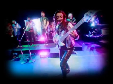 Alissia - Get Down (Official Video)