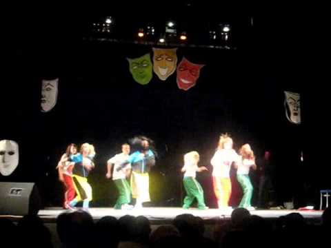 Sandy vs Dhany - Break The Wall