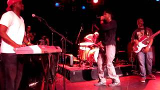 BLACK MILK - HELL YEAH (LIVE W/ BAND)