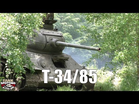 T-34/85 Medium Tank Engine Doesn't Cooperate - Armoured Division 75th Anniversary
