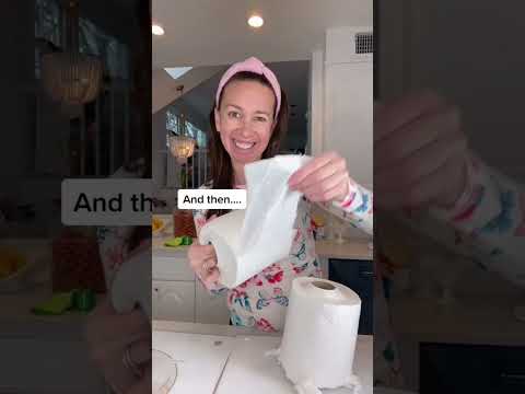 Best MOM HACK! PAPER TOWELS!!! Now your roll will last so much longer!! #momhacks #viral #trending