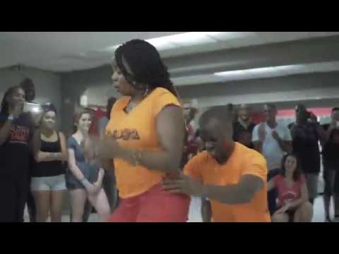 BlackCherry & Oncle Kani : Pépé Kallé -  Poun moun paka bougé