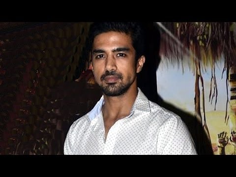 Saqib Saleem In A Mysterious Relationship ?