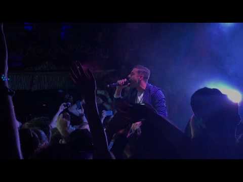 Occidentali's Karma by Francesco Gabbani in London live
