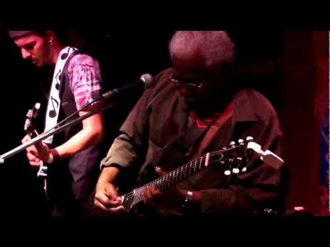 Thumbnail for Oi Blues By night Fortaleza 2011 - Jimmy Burns. by Jimmy Burns