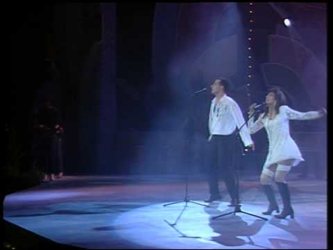 AMISTADES PELIGROSAS "ME HACES TANTO BIEN"