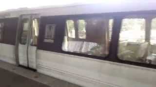 preview picture of video 'WMATA red line to Glenmont departing Silver Spring'