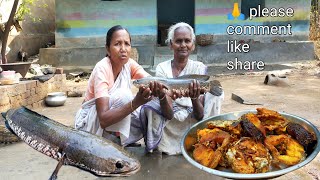 Big Snakehead / Sole Fish Cooking — Santhali Grandmother